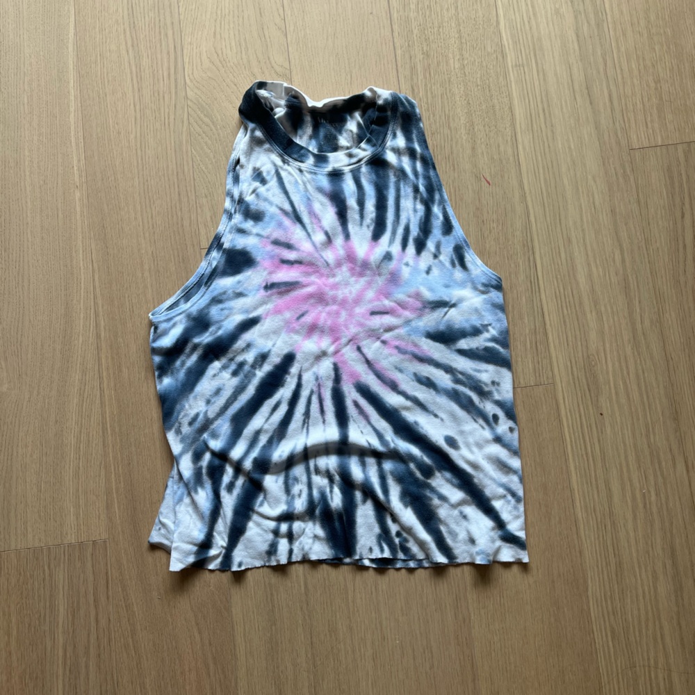 Bandier All Access Tie-Dye The Dynamic Tank. Size Medium.